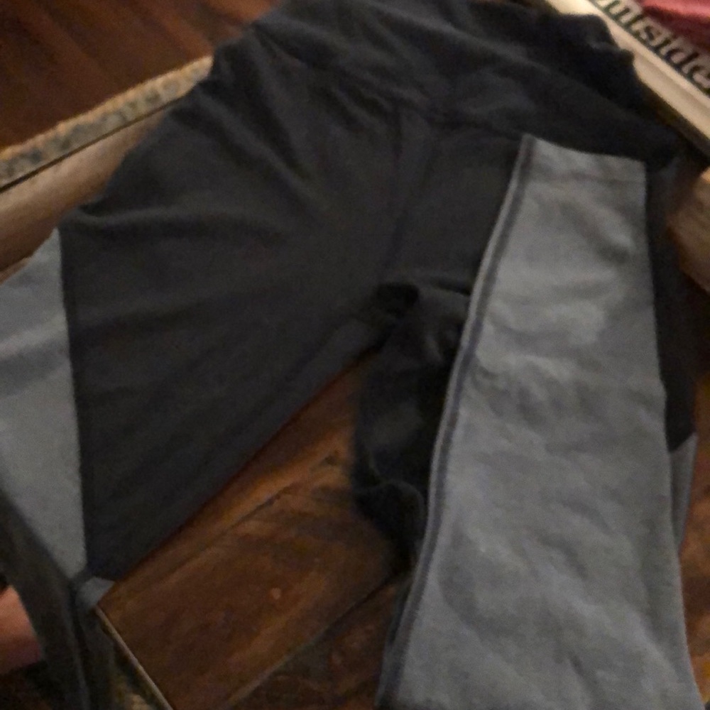 Beyond yoga gently worn high-waisted leggings